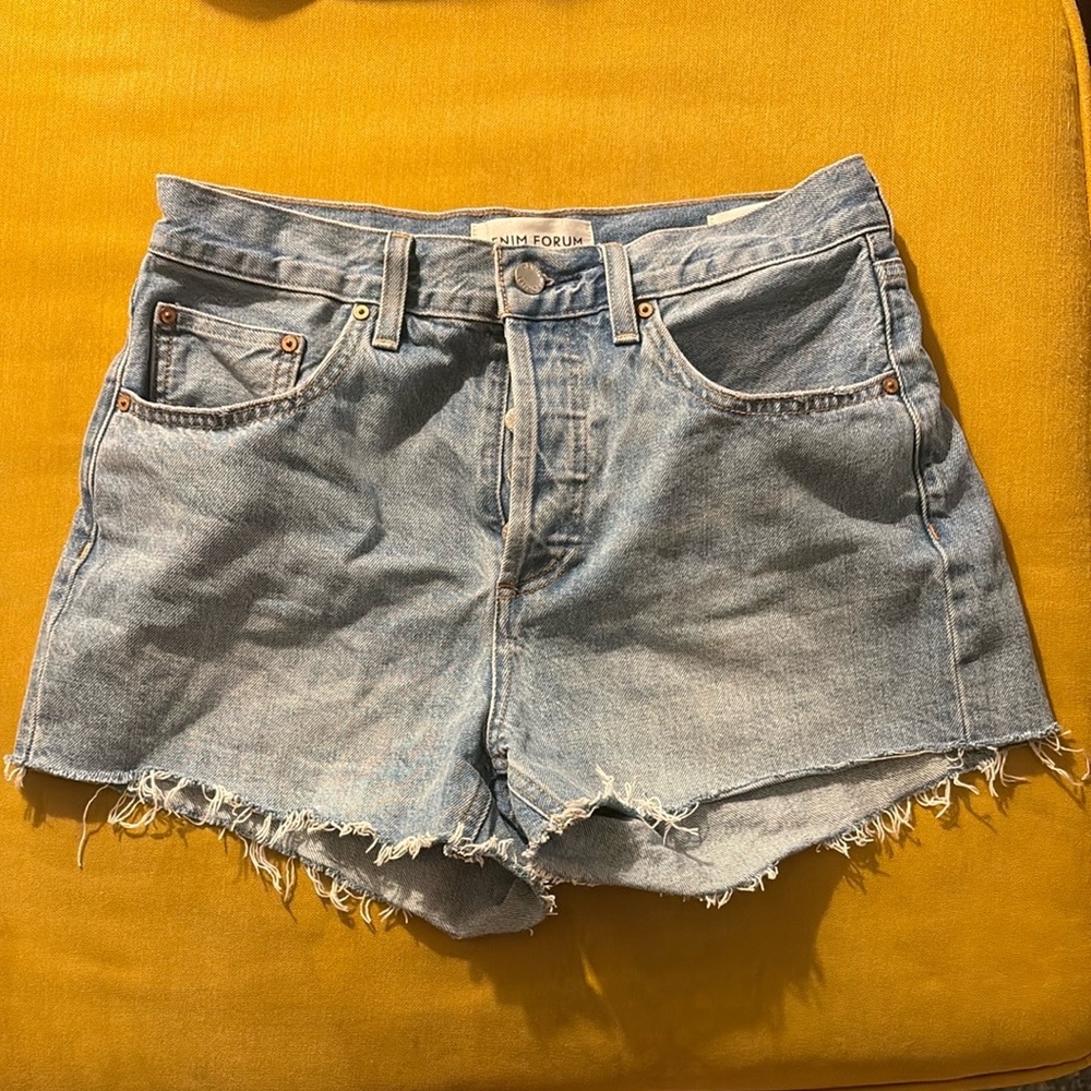 Denim Forum ‘90s Vintage Cut-Off Shorts